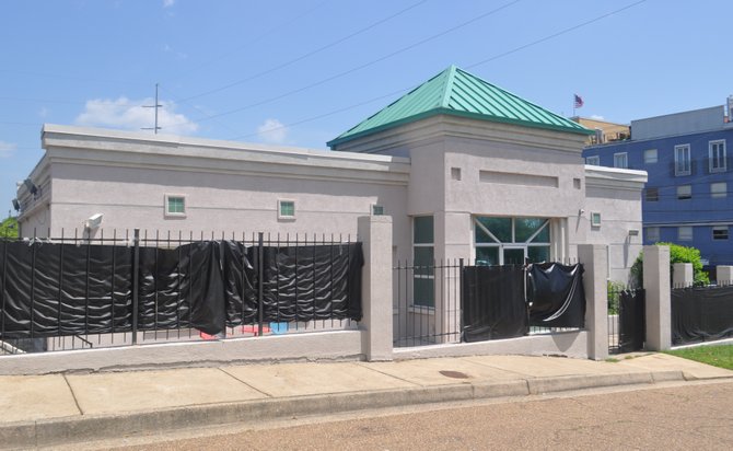 As of today, the Mississippi State Department of Health has not inspected the state's last abortion clinic to determine whether the clinic is in compliance with a state law Gov. Phil Bryant signed last spring requiring the clinic's doctors to have hospital admitting privelages.