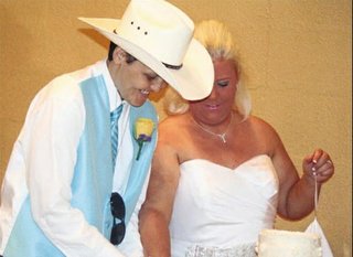 Battling with stage 4 brain cancer, Crystal Craven (left) decided to propose to Jesse Powell (right).