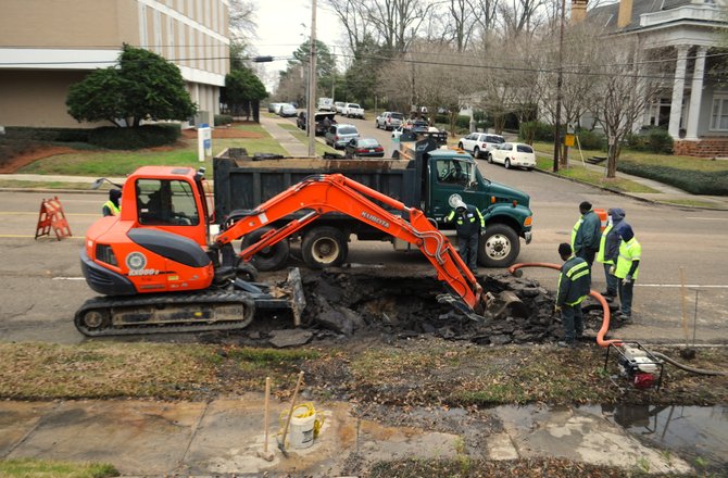 Mayor Harvey Johnson's $10 million bond issue for street repaving hit a dead end Monday when the city's Budget Committee voted it down 1-5.