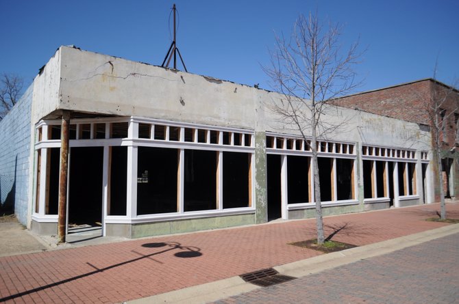 Local musician Sherman Lee Dillon is trying to raise money to turn the former home of Trumpet Records into a museum and recording studio.