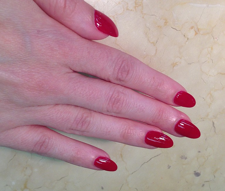 Stiletto nails make you instantly feel a little sexier and more dangerous.