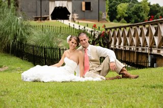 Lindsey Ponder and Hunter Lewis went for a rustic barn feel for their summer nuptials. 