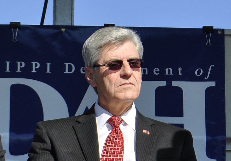 The opening of the Outlets of Mississippi comes on the heels of Governor Phil Bryant's budget recommendation for the 2015 fiscal year.