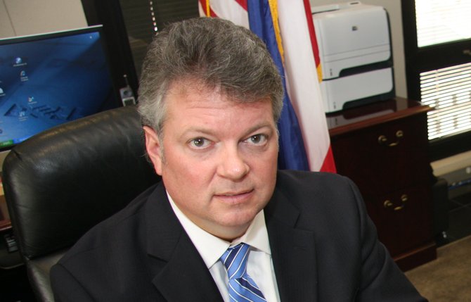 Mississippi Attorney General Jim Hood issued an opinion outlining places where Mississippi statutes authorize enhanced permit carry, regardless of signage that municipalities posts.
