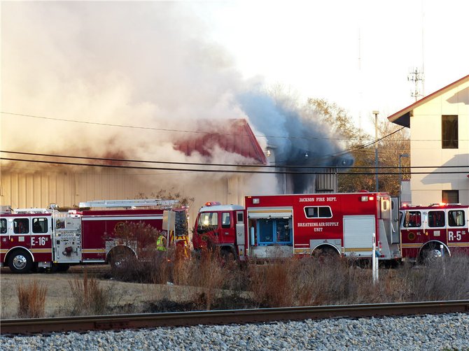 Fire burns a Jackson Salvation Army store. Courtesy Mark Blasingame.