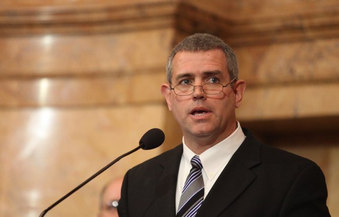 Lawmakers like Speaker Philip Gunn have proposed more than 200 education laws for the 2014 session, in what is poised to be the second consecutive legislative session with a heavy focus on schools.