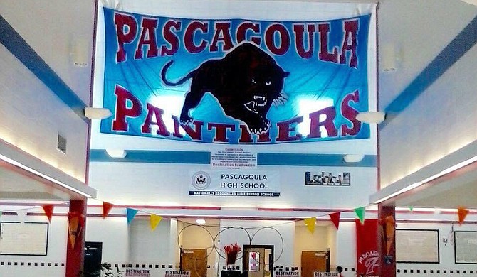 Photo detail