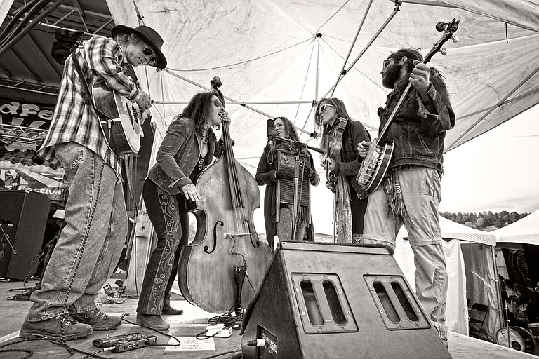 (Left to right) Loren Zyniecki, Julie Gussaroff, Melly Frances, Becca Bisque and Danjo Lynn of The Sweet Lillies perform Tuesday, Feb. 21, at Martin’s Restaurant & Bar. Photo courtesy James Dewalt