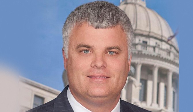 Rep. Michael Ted Evans will face Michael Aycox in the June 5 primary to be the Democratic challenger in the District 3 race to fill Rep. Gregg Harper’s seat in the House of Representatives.