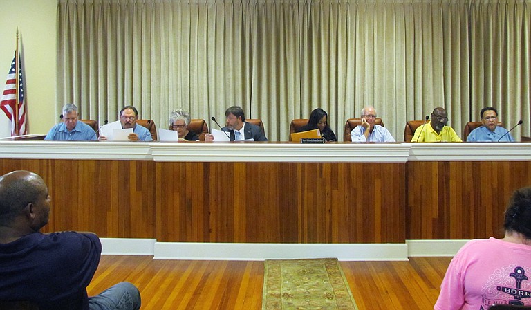 From left to right: Ward 4 Alderman James Harrell, Alderman Eddie Jones, Ward 3 Alderman Margie Warren, city lawyer Brad Mills, Mayor Ryshonda Harper Beechem, City Clerk Thomas Lyle, Ward 2 Alderman Frank Boyd and Ward 1 Alderman Michael Adams.