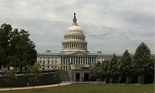 Congressional negotiators reached agreement to prevent a government shutdown and finance construction of new barriers along the U.S.-Mexico border, overcoming a late-stage hang-up over immigration enforcement issues that had threatened to scuttle the talks. Photo courtesy Wiki Commons/Nicostamb