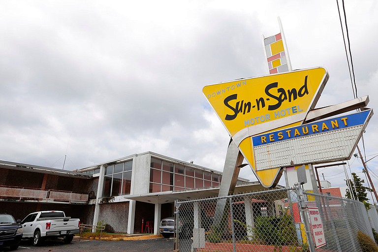 The Mississippi Heritage Trust is trying to save the historic Sun-N-Sand Motor Hotel from demolition. After acquiring the property in July, the State of Mississippi announced plans to demolish the structure and turn it into a parking lot for government employees. Photo by Imani Khayyam