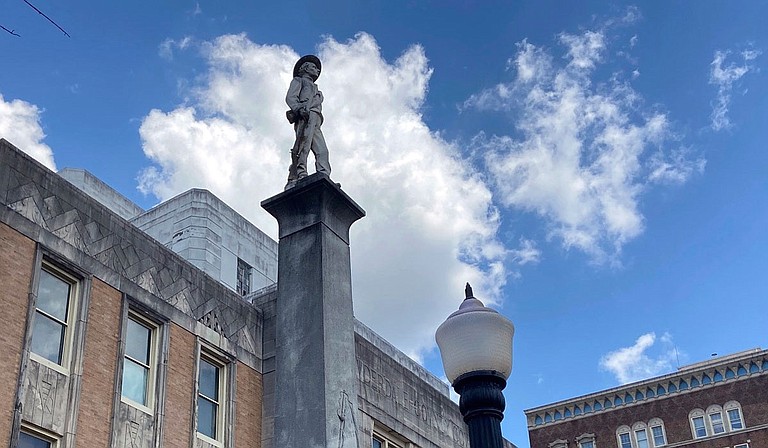 Supervisors in two Mississippi counties voted Monday not to move Confederate monuments that stand in front of courthouses. Photo courtesy Bill Graham/The Meridian Star via AP