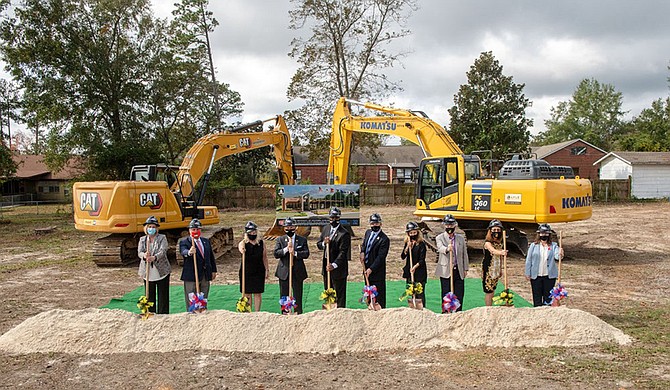 The University of Southern Mississippi's USM Foundation recently held a groundbreaking ceremony for the Quinlan-Hammond Hall of Honor. Photo courtesy Kelly Dunn/USM Photo Services