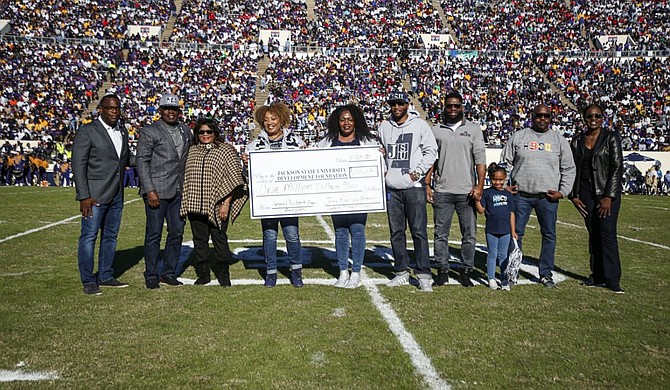 John Nau, president and CEO of Silver Eagle Distributors, L.P., bestowed $1 million to Jackson State University to support STEM scholarships and to name the atrium in the JSU College of Science, Engineering and Technology building after Brig. Gen. Robert Crear, a 1975 graduate of JSU. Photo courtesy JSU