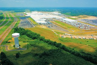 Workers at the Nissan plant in Canton want to form a union.