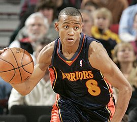 Monta Ellis poured in 42 points in the Warriors' victory.