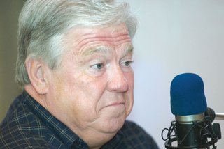 Gov. Haley Barbour and Secretary of State Delbert Hosemann have agreed to comply with the state Supreme Court's interpretation of the general election ballot order.